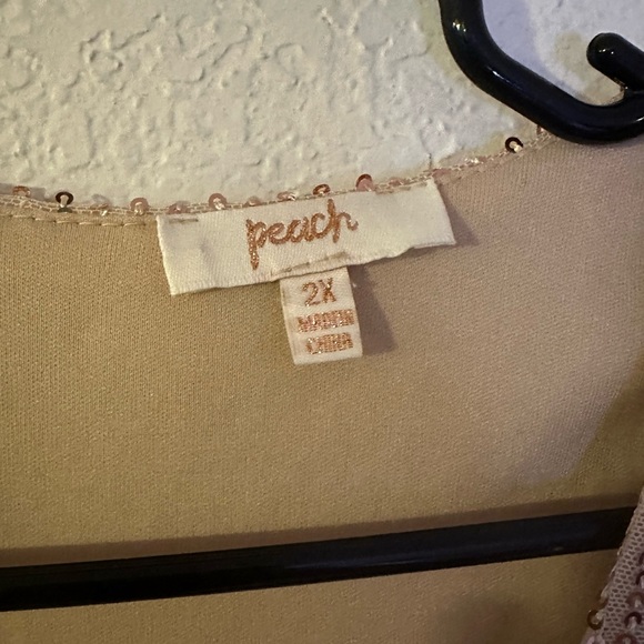 Peach gold sequin blouse - Picture 4 of 5